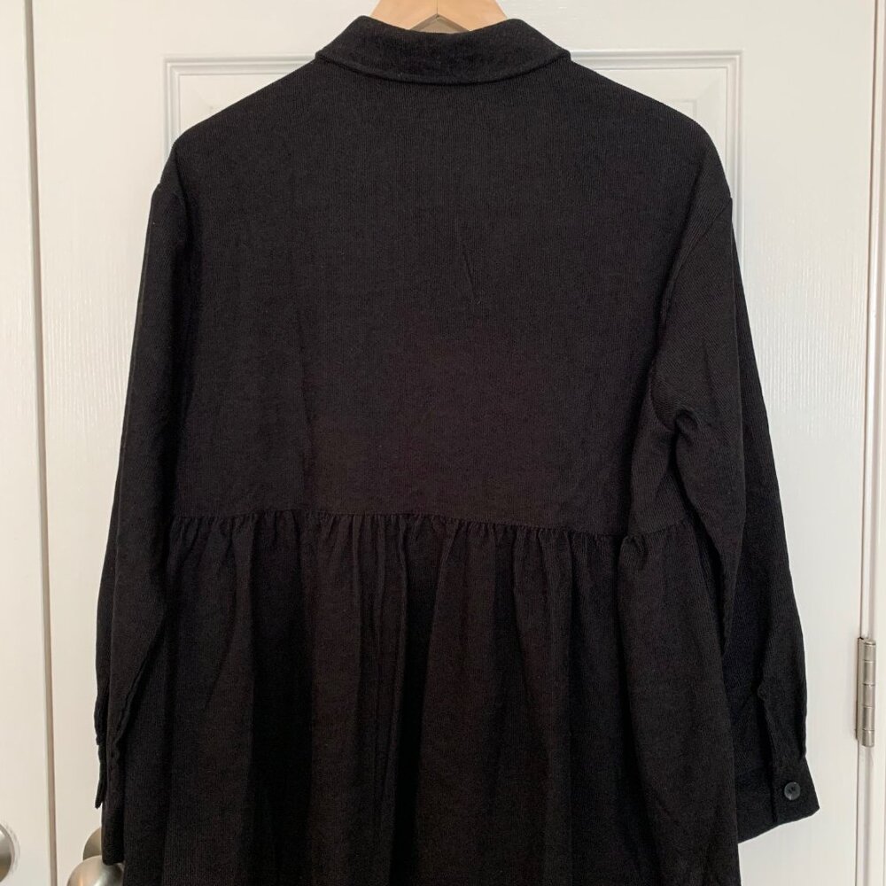 Emery Rose Women's Black Pocket Ruffle Hem Button Front LS Shirt | Size Small - Picture 3 of 4